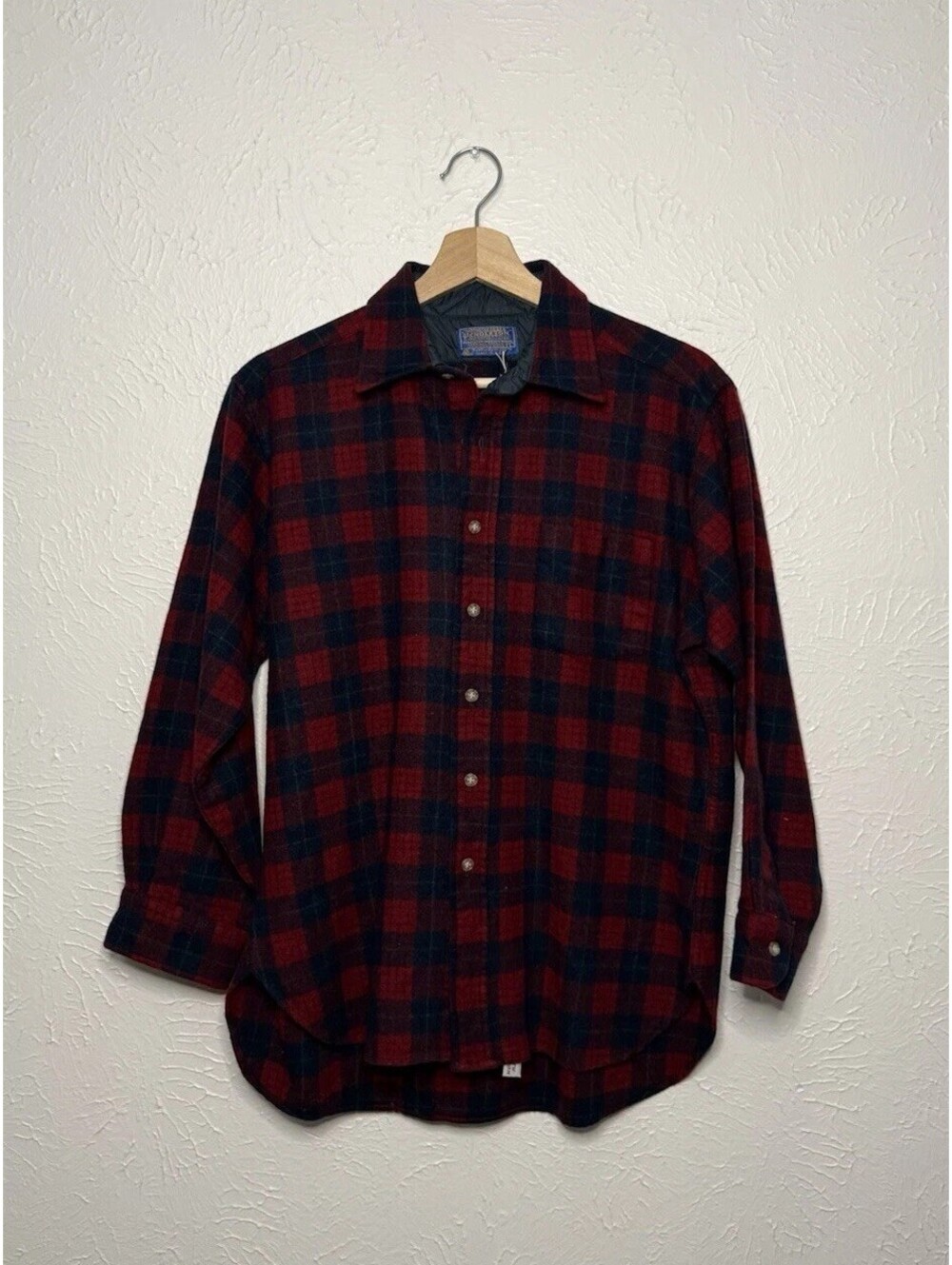 Vintage Pendleton Shirt Mens Small Wool Plaid Flannel Quilted Lined USA 70s